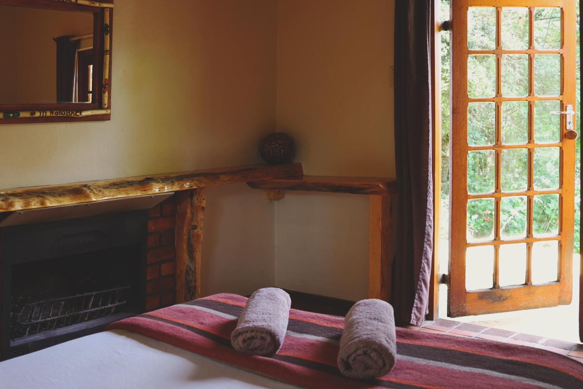 Away With The Fairies Nature Lodge And Backpackers ホグスバック エクステリア 写真